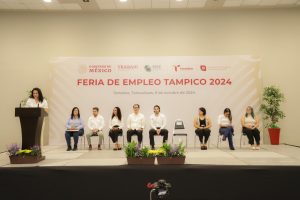 Apertura oficial de la Feria de Empleo Tampico 2024, con discursos enfocados en la creación de oportunidades laborales.